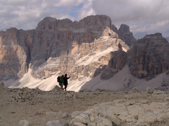 Do stěny, Dolomity